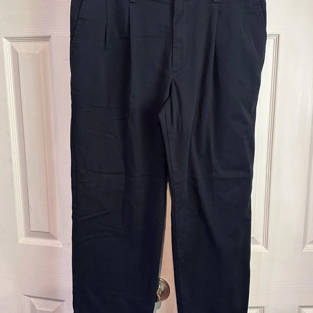 Dockers Men's Khaki Classic Fit Pants • 36x30 Black NWOT